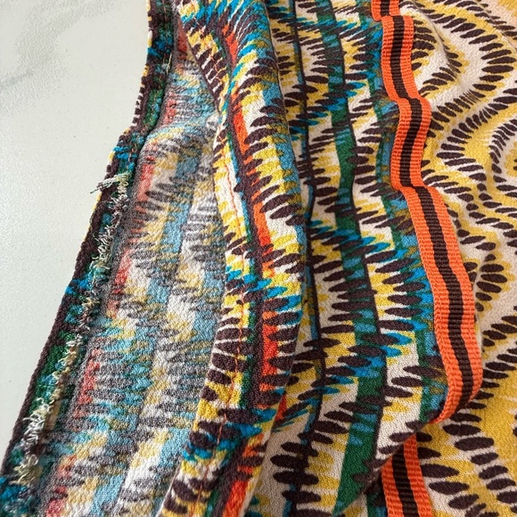 Democracy Women's Multicolor Zigzag Top size Large - Picture 5 of 5